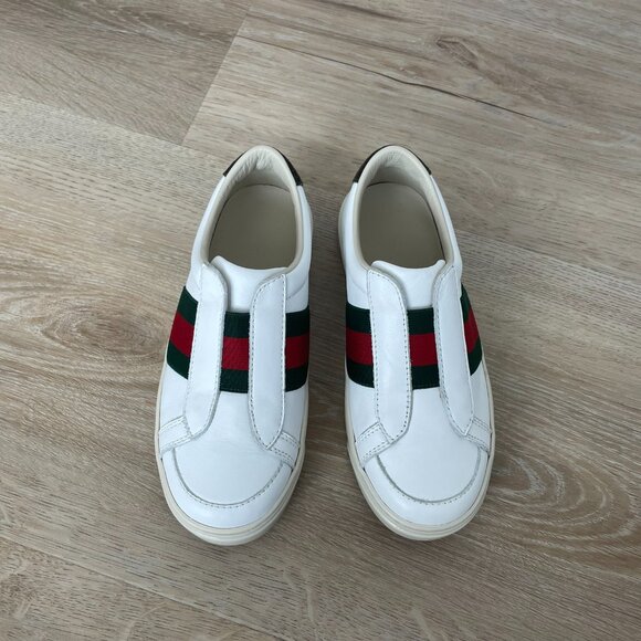 Gucci Kids White Sneakers with Red and Green Stripes - Picture 4 of 16